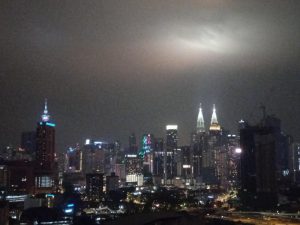 Kuala Lumpur bei Nacht, Blick auf die Twin Towers